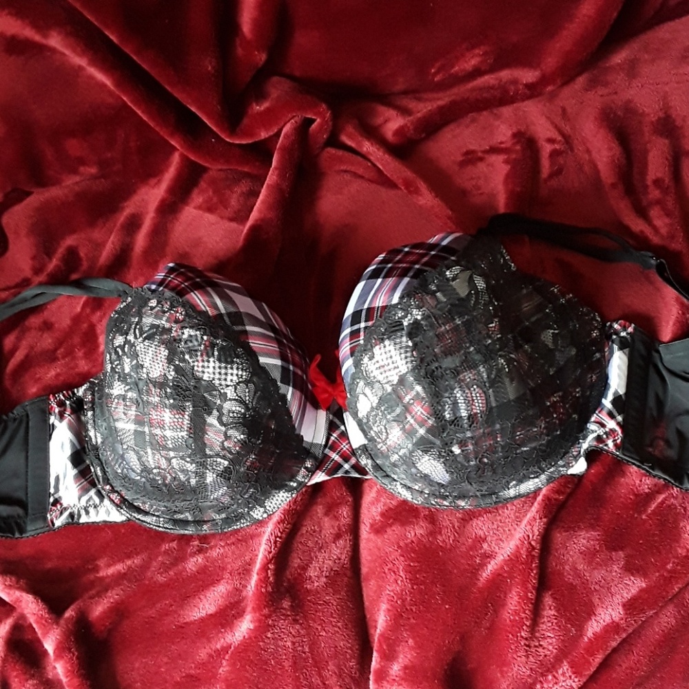 Cacique (Lane Bryant) 38G Bra